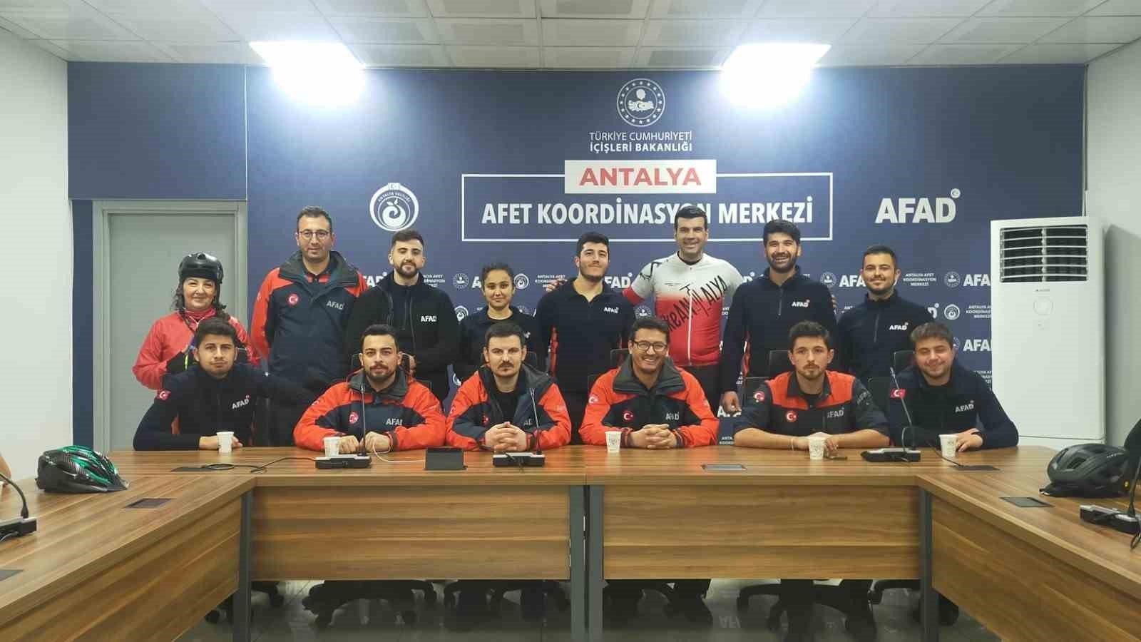 Antalya'dan depremzede çocuklar için oyuncak