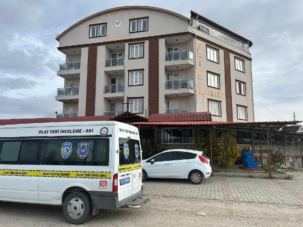 Boşandığı eşini 'kıskandığı' için öldürmüş