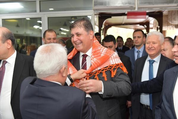 Cemil Tugay: İzmir'e yeni bir model tanımlayacağız