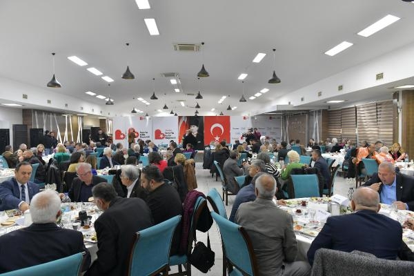 Cemil Tugay: İzmir'e yeni bir model tanımlayacağız