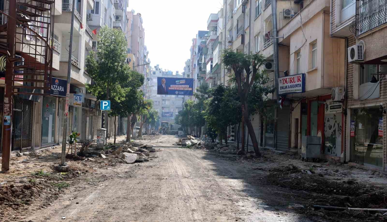 Gültak: "Akdeniz'in dört bir yanına kesintisiz hizmet veriyoruz"