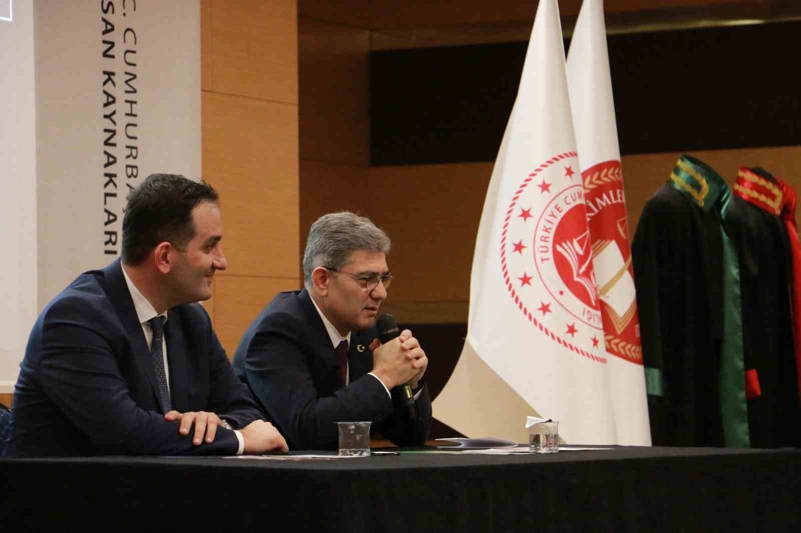 Güney Kariyer Fuarında Antalya Adliyesi standı büyük ilgi gördü
