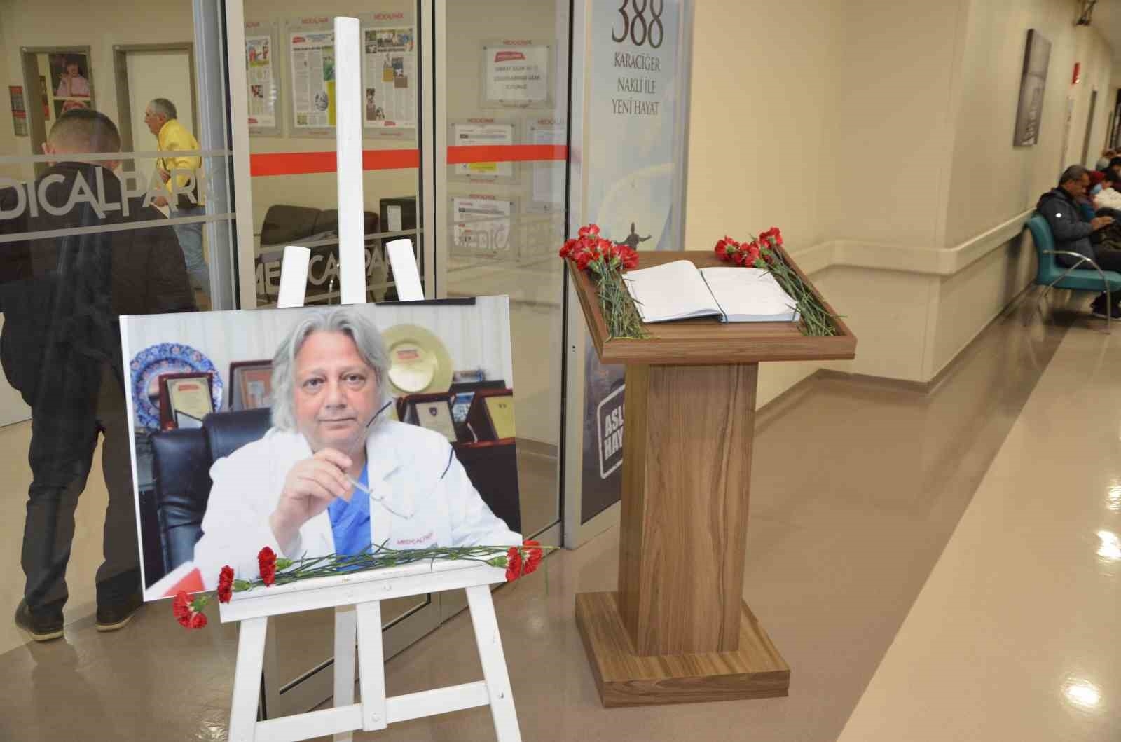 İş arkadaşlarından Prof.Dr. Demirbaş'a, Nazım Hikmet şiiriyle veda