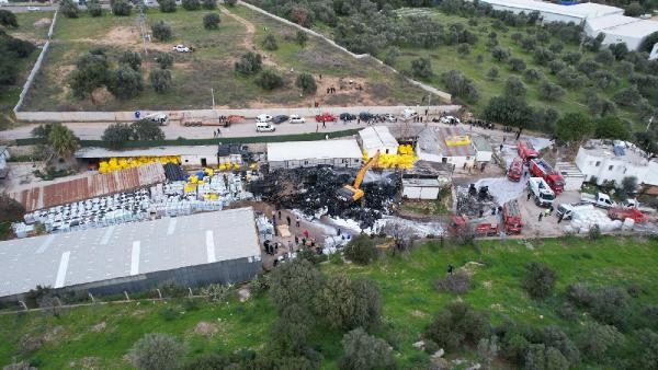 İş yerinde çıkan yangın, makiliğe sıçramadan söndürüldü