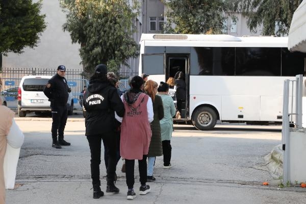 Kadın hırsızlık çetesi çökertildi 