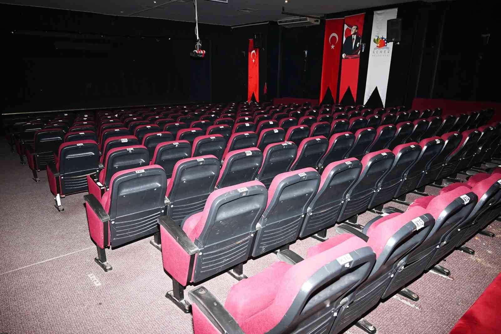 Kemer'e sinema salonu geliyor