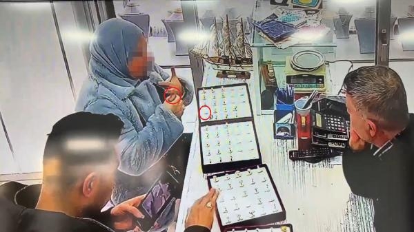 Kuyumcuda 7 bin TL'lik yüzük hırsızlığı kamerada