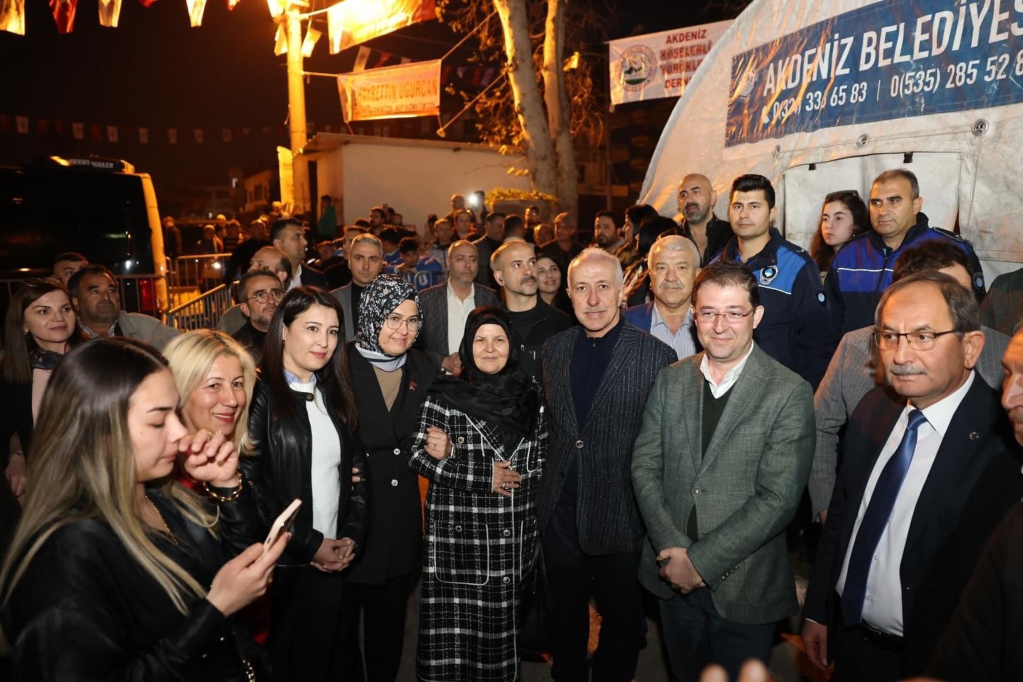 Mersin'de Hüseyin Kağıt rüzgarı esti