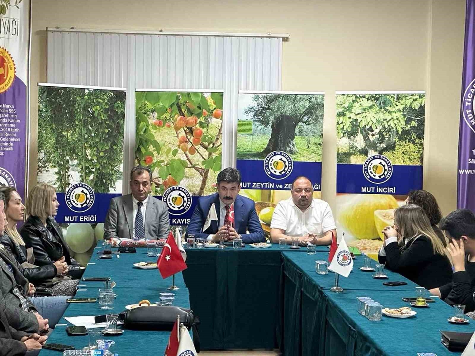 Mersin'de Turizm Fuarı toplantısı Mut'ta yapıldı