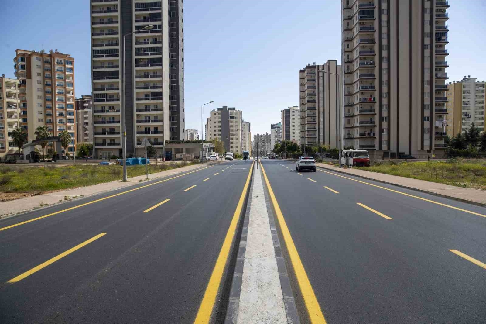Mezitli'de Zeytinli Caddesi yenilendi