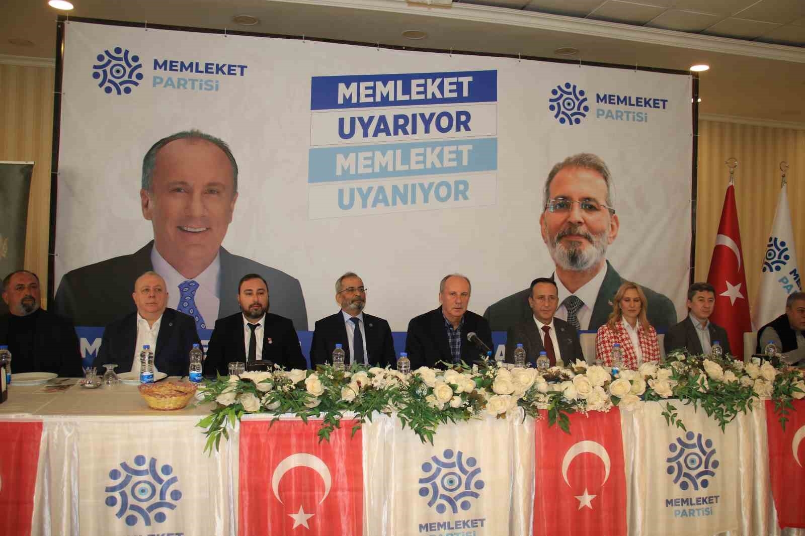 Muharrem İnce'den CHP'ye sert eleştiri: "FETÖ'yle PKK'yla 'yavşak' bir ilişki içinde olursan..."