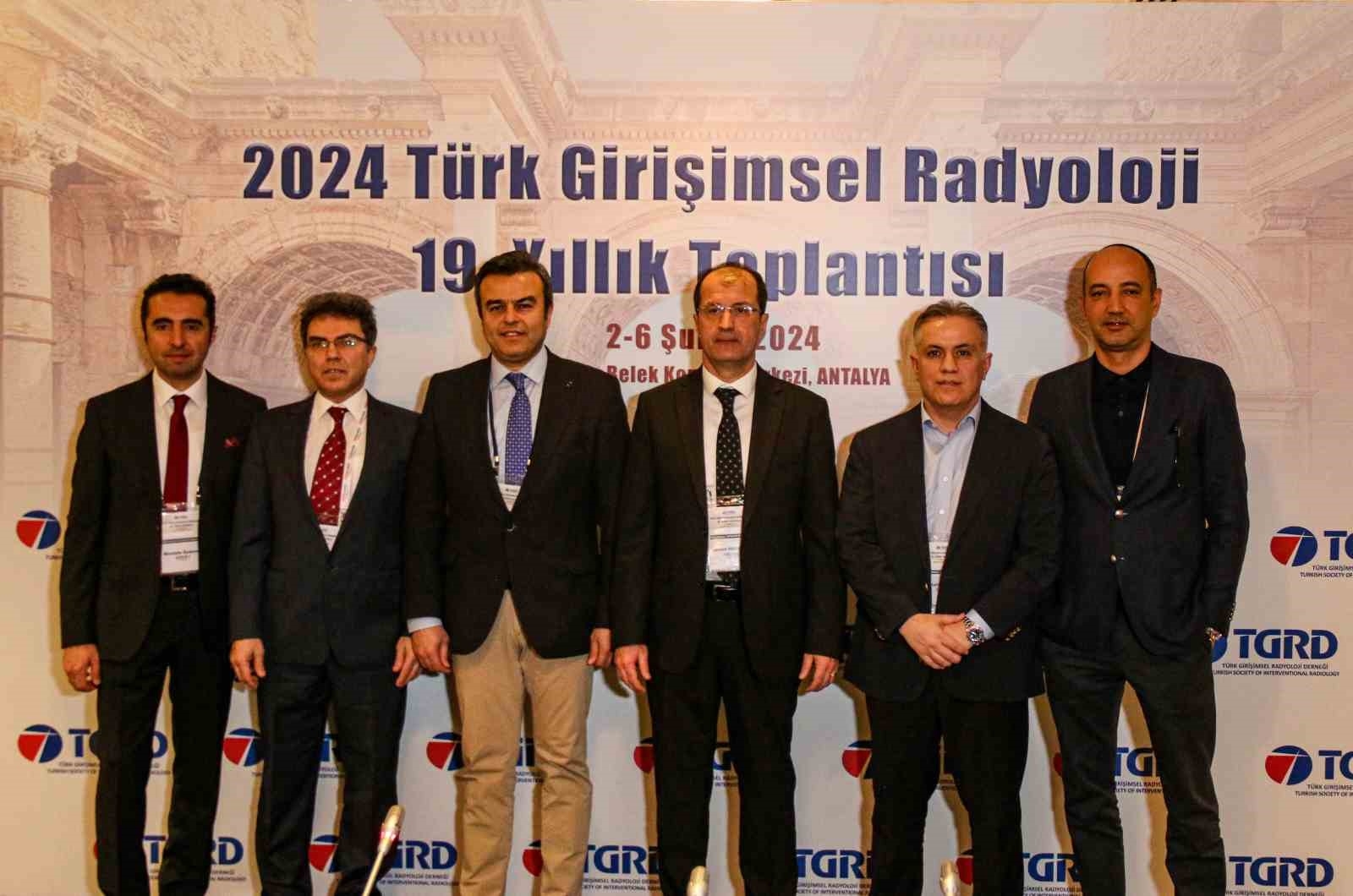 Prof. Dr. Levent Oğuzkurt: "Toplardamar pıhtılarında kritik süre ilk 15 gün"
