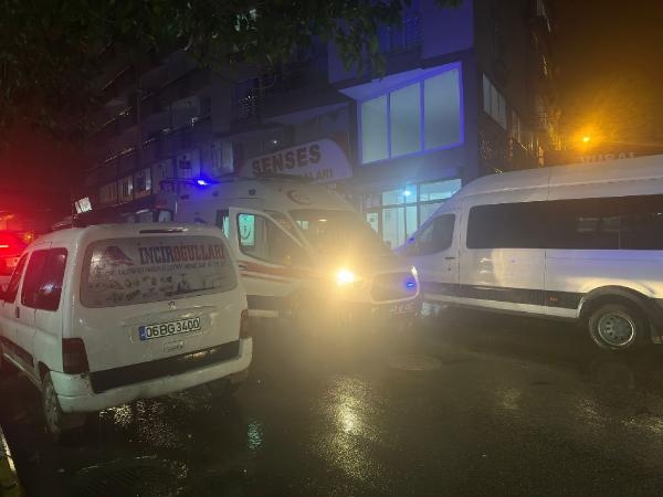 Sokakta yürürken silahlı saldırıda yaralandı