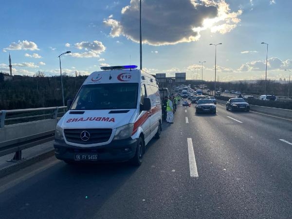 traktöre çarpan motosikletin sürücüsü öldü