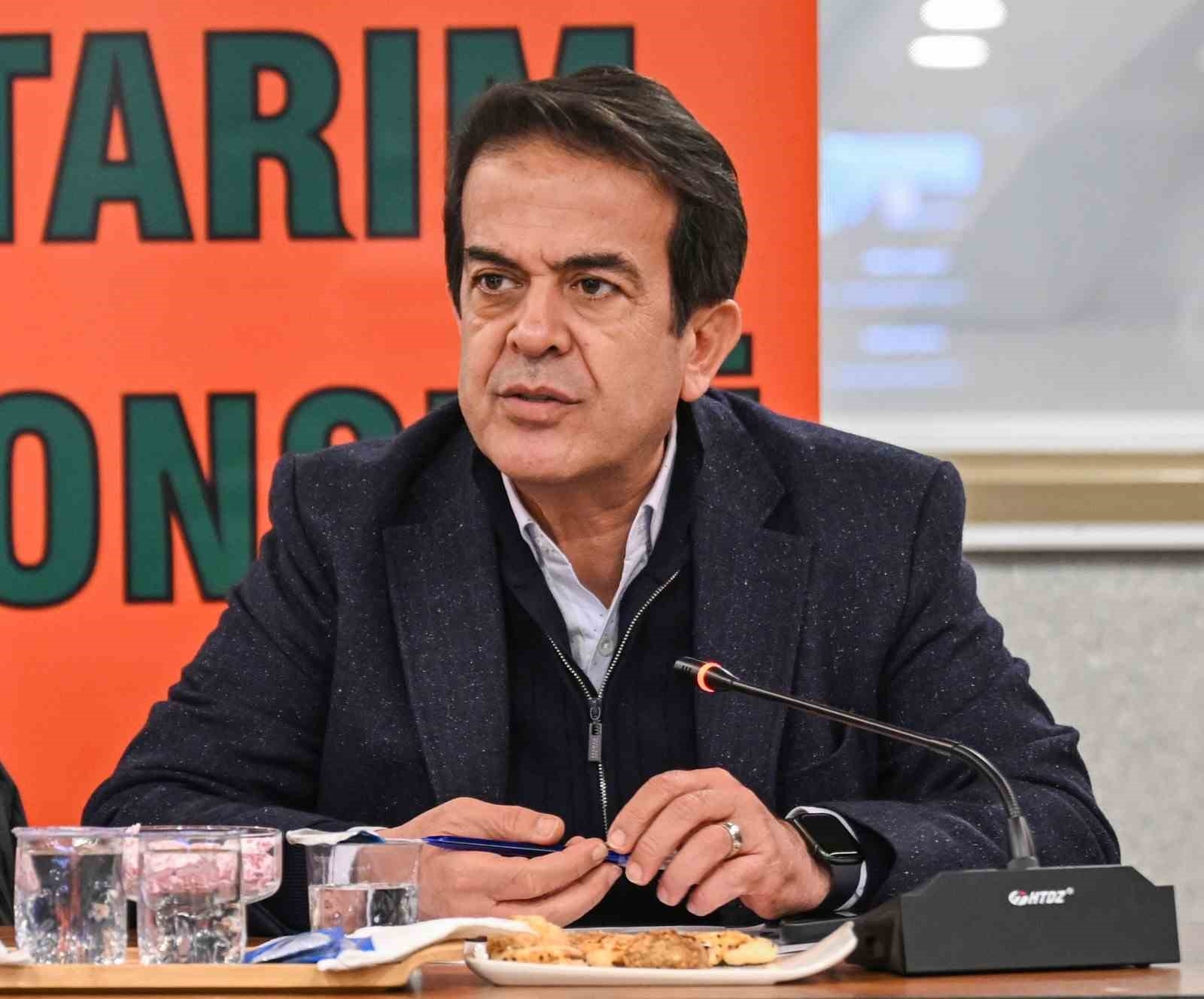 Turunçgilde yeşillenme hastalığı ATAK'ta konuşuldu