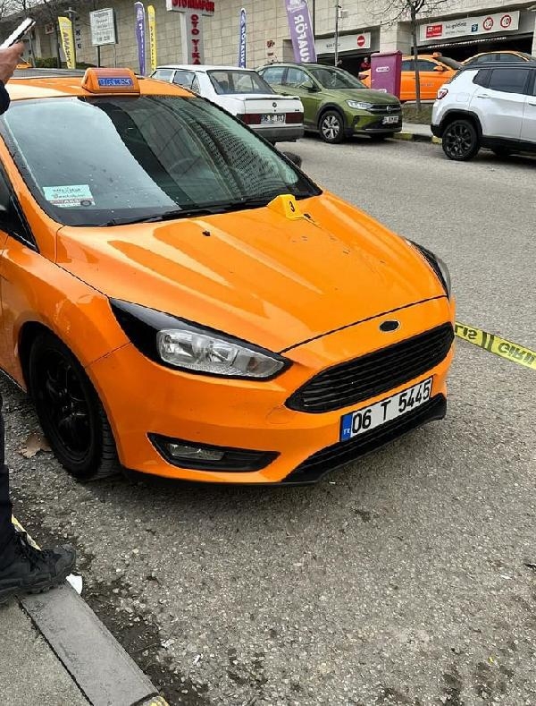 'Yolcu alma' tartışmasında diğer taksi durağını basıp ateş açtı; 1 yaralı