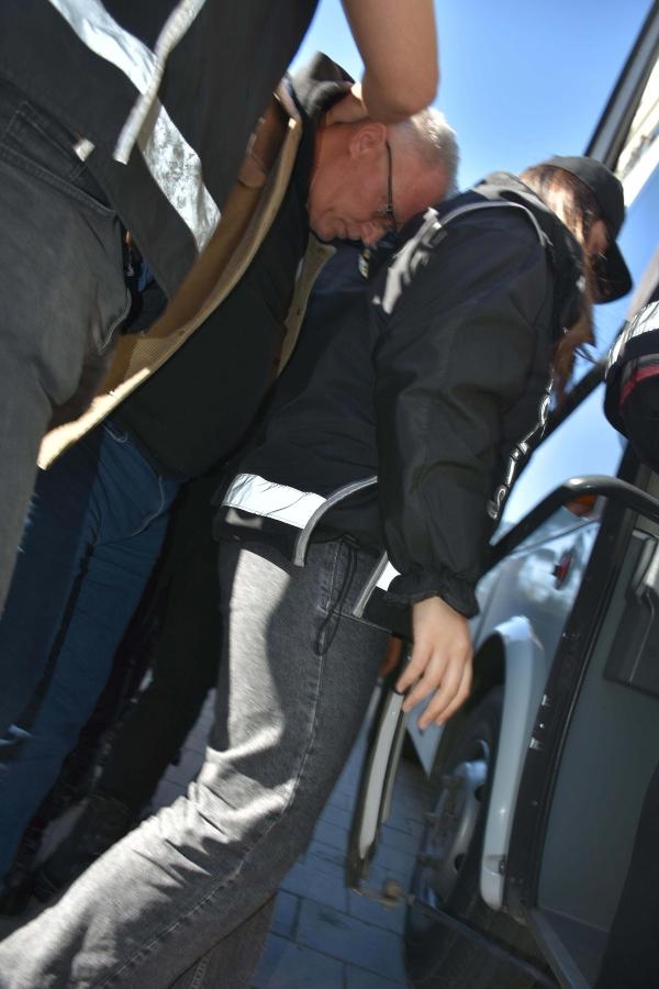 Yüksek kar vaadiyle vurgun iddiasında holding sahibi ve eşinin de bulunduğu 27 kişiye tutuklama