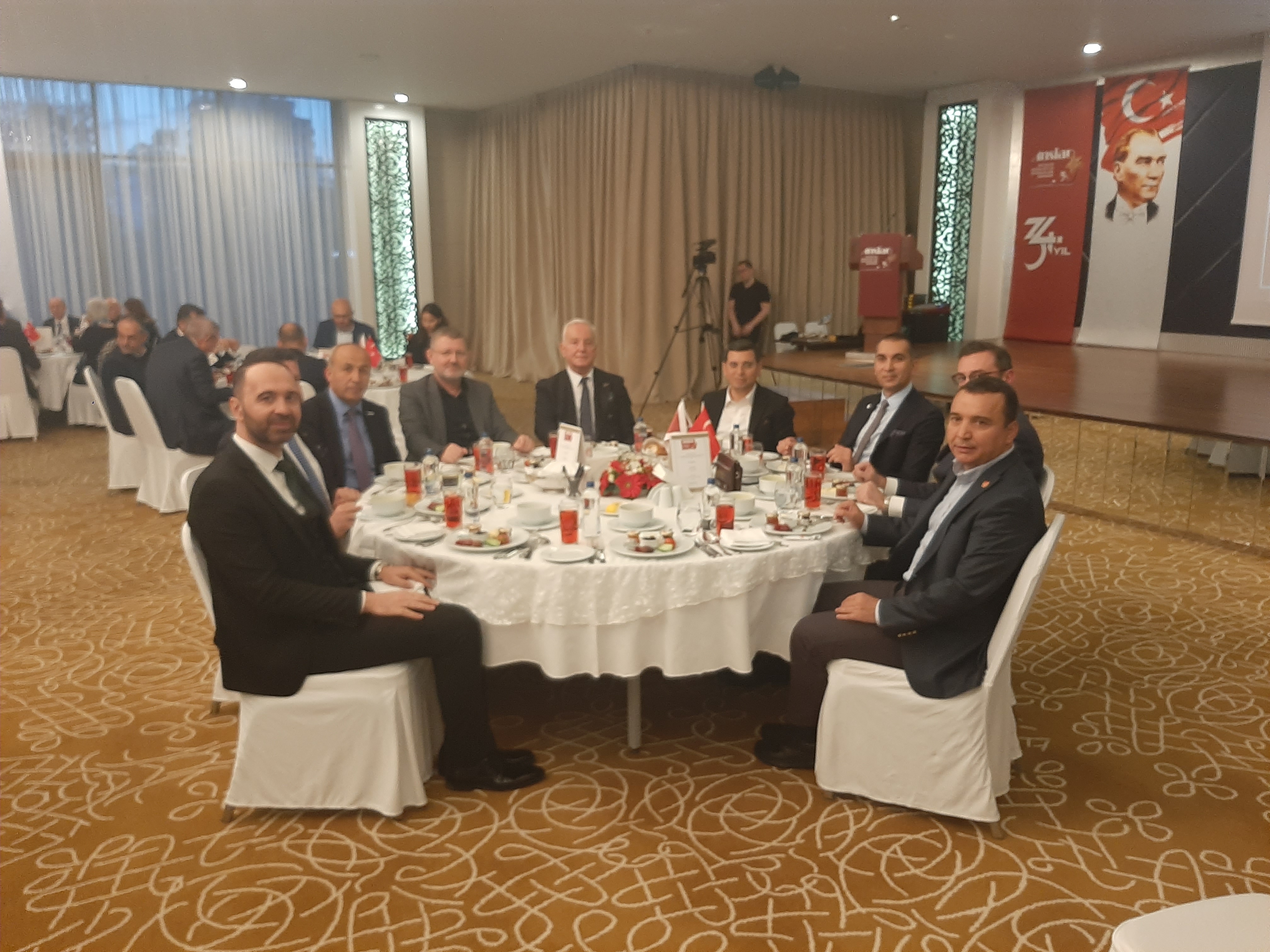 ANSİAD'ın konuğu Hakan Tütüncü oldu