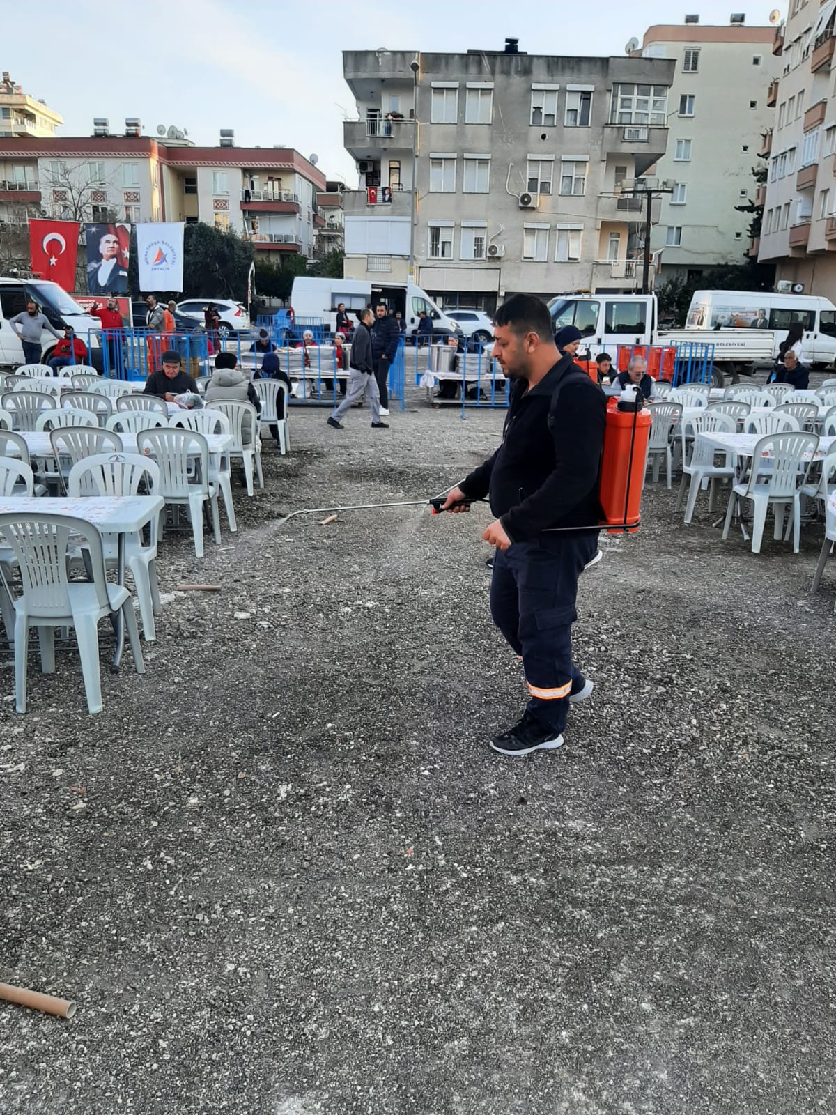 İftara gül sulu hazırlık