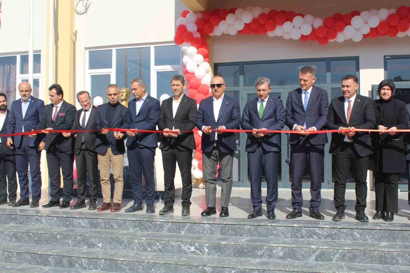 AK Parti Antalya Milletvekili Çavuşoğlu: "Antalya çok daha iyi hizmeti hak ediyor"