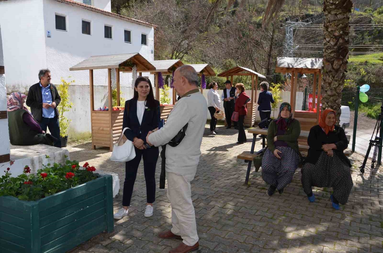 Alanya Sapadere İpek Evi'nde ipek destekçilerine anlamlı tören