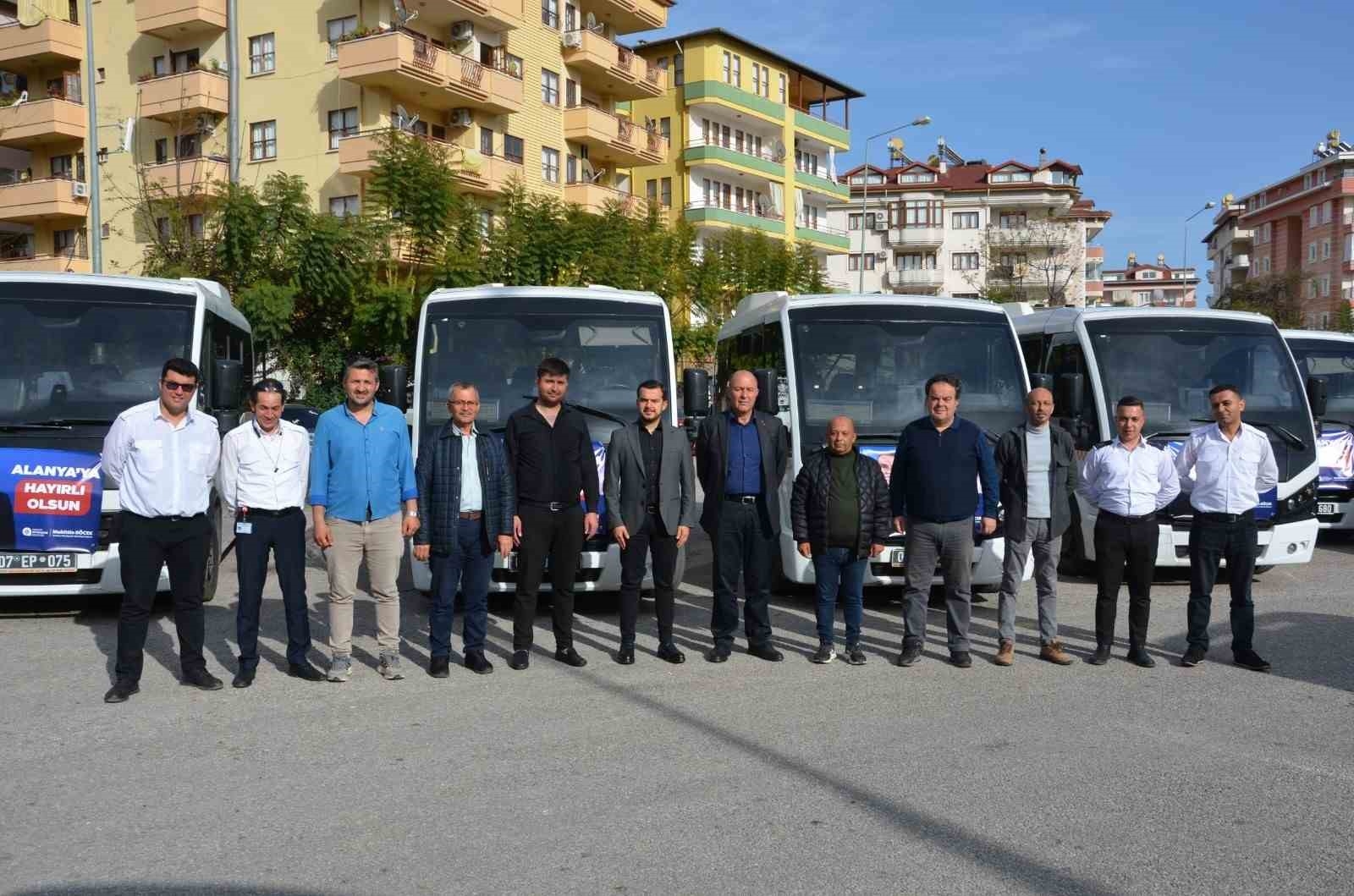 Alanya'da halk otobüslerinin sefer yapamadığı mahallelere midibüslerle ulaşım sağlanacak