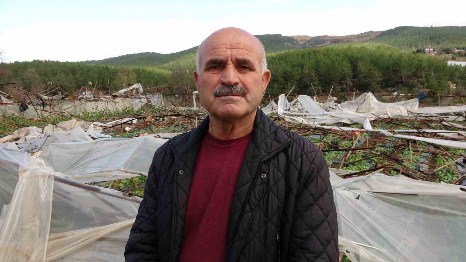Alanya'da hortum 250 dönümden fazla seraya zarar verdi