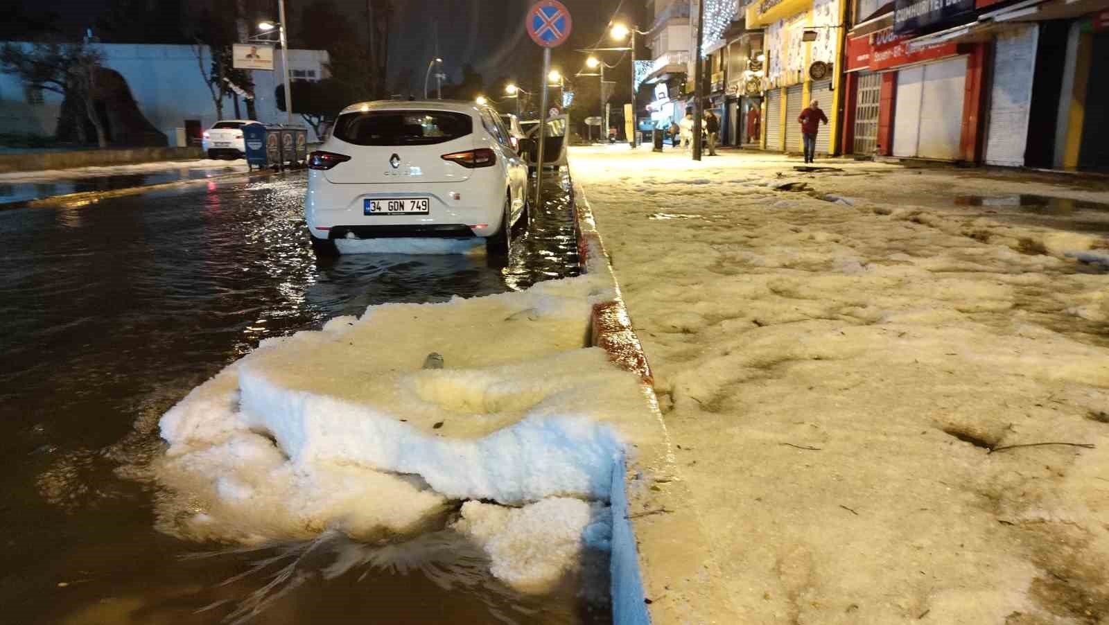 Antalya'da dev hortum panik dolu anlar yaşattı