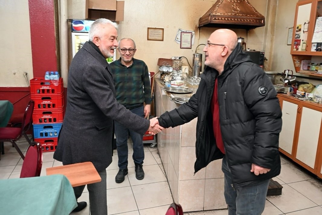 Başdeğirmen'e esnaf desteği