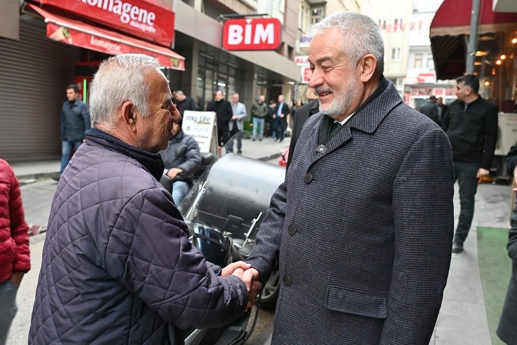 Başdeğirmen'e esnaf desteği