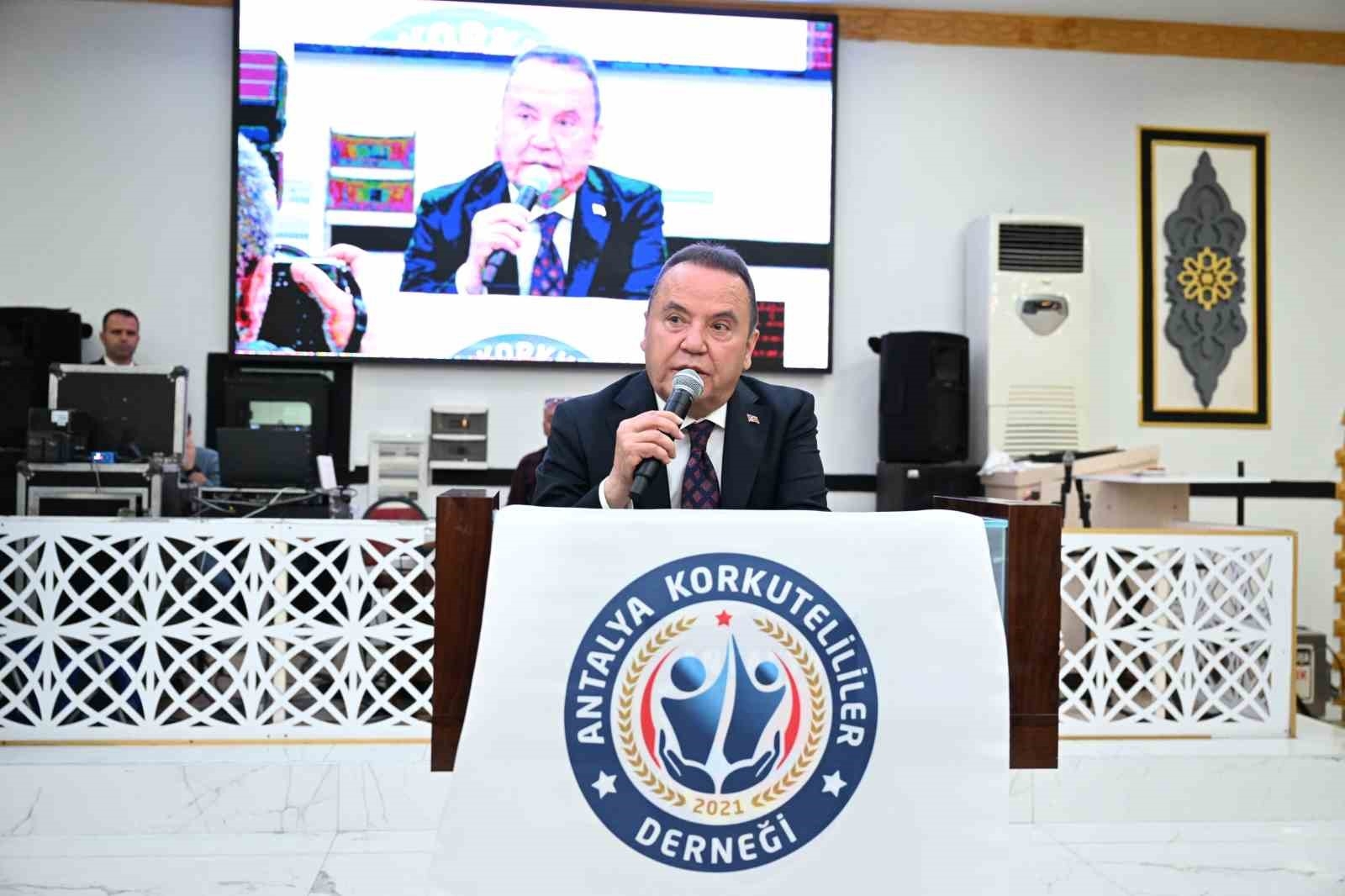 Başkan Böcek: 'Korkuteli'nin Çakma değil, öz evladıyım'
