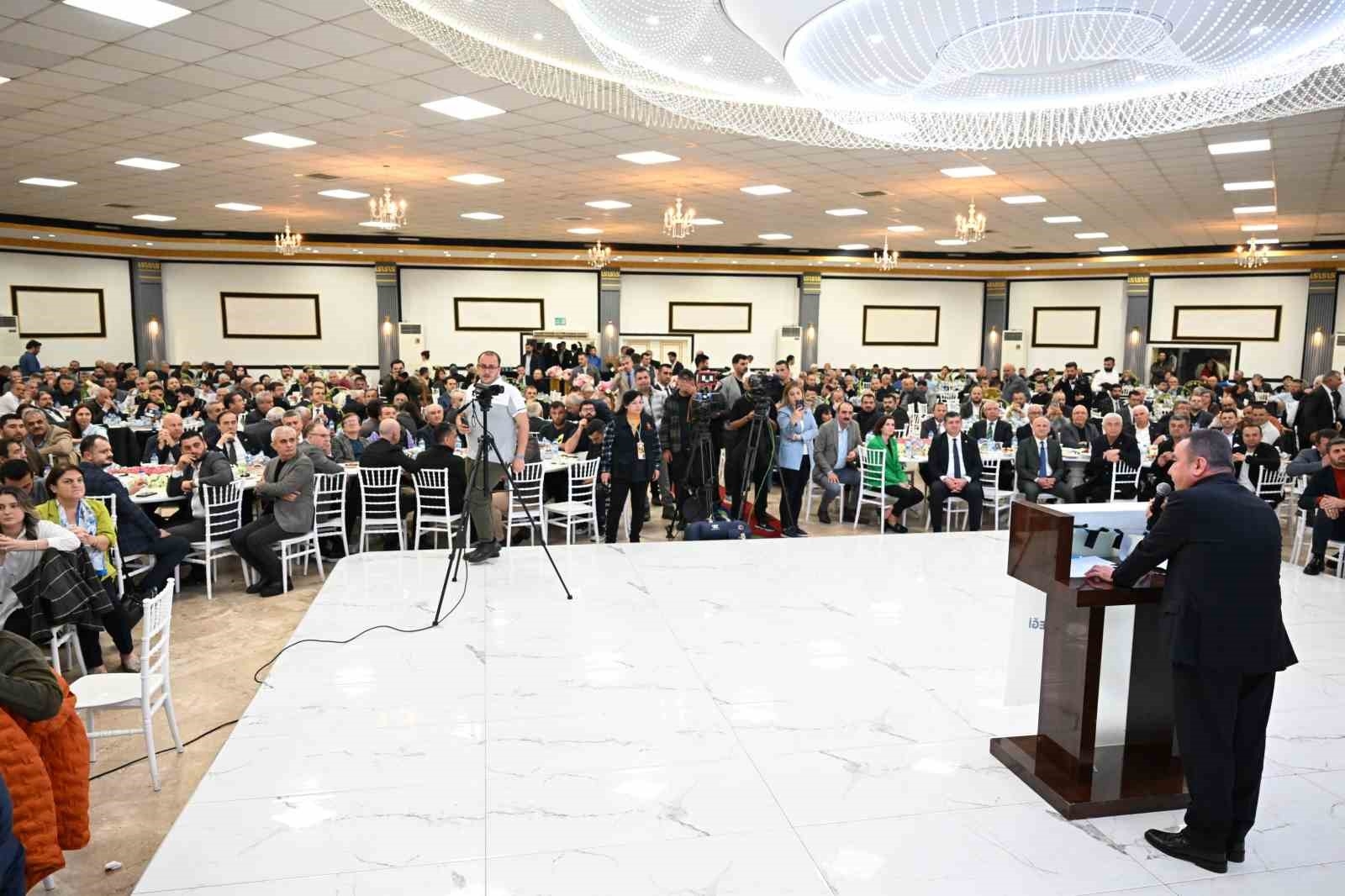 Başkan Böcek: 'Korkuteli'nin Çakma değil, öz evladıyım'