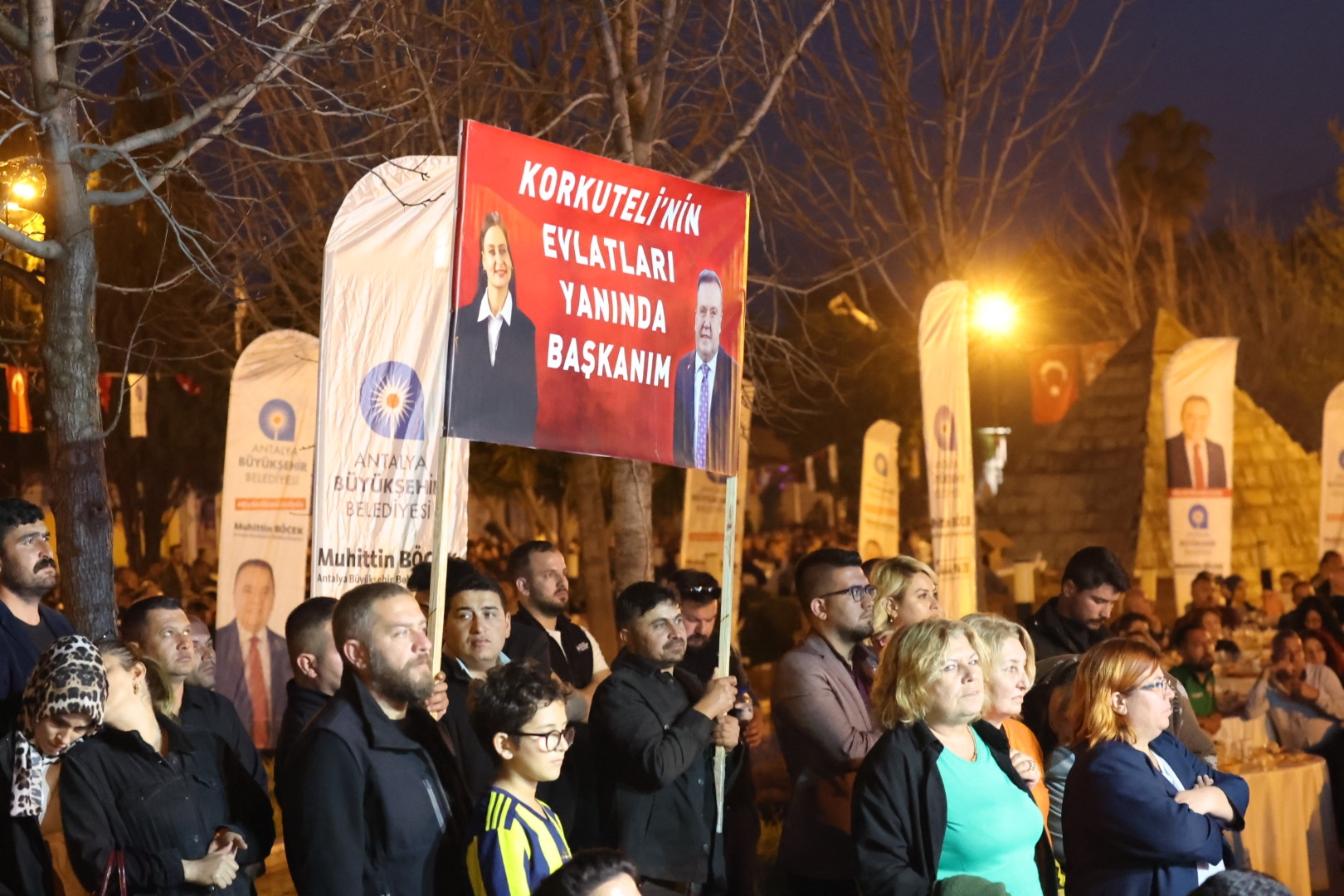 Başkan Böcek, personelle iftarda buluştu
