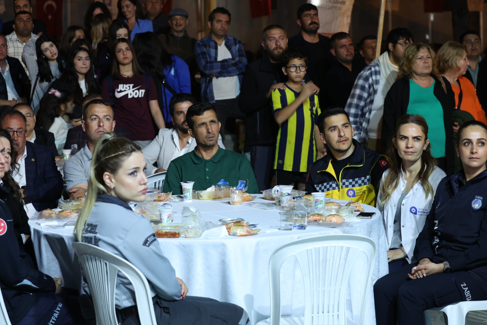 Başkan Böcek, personelle iftarda buluştu