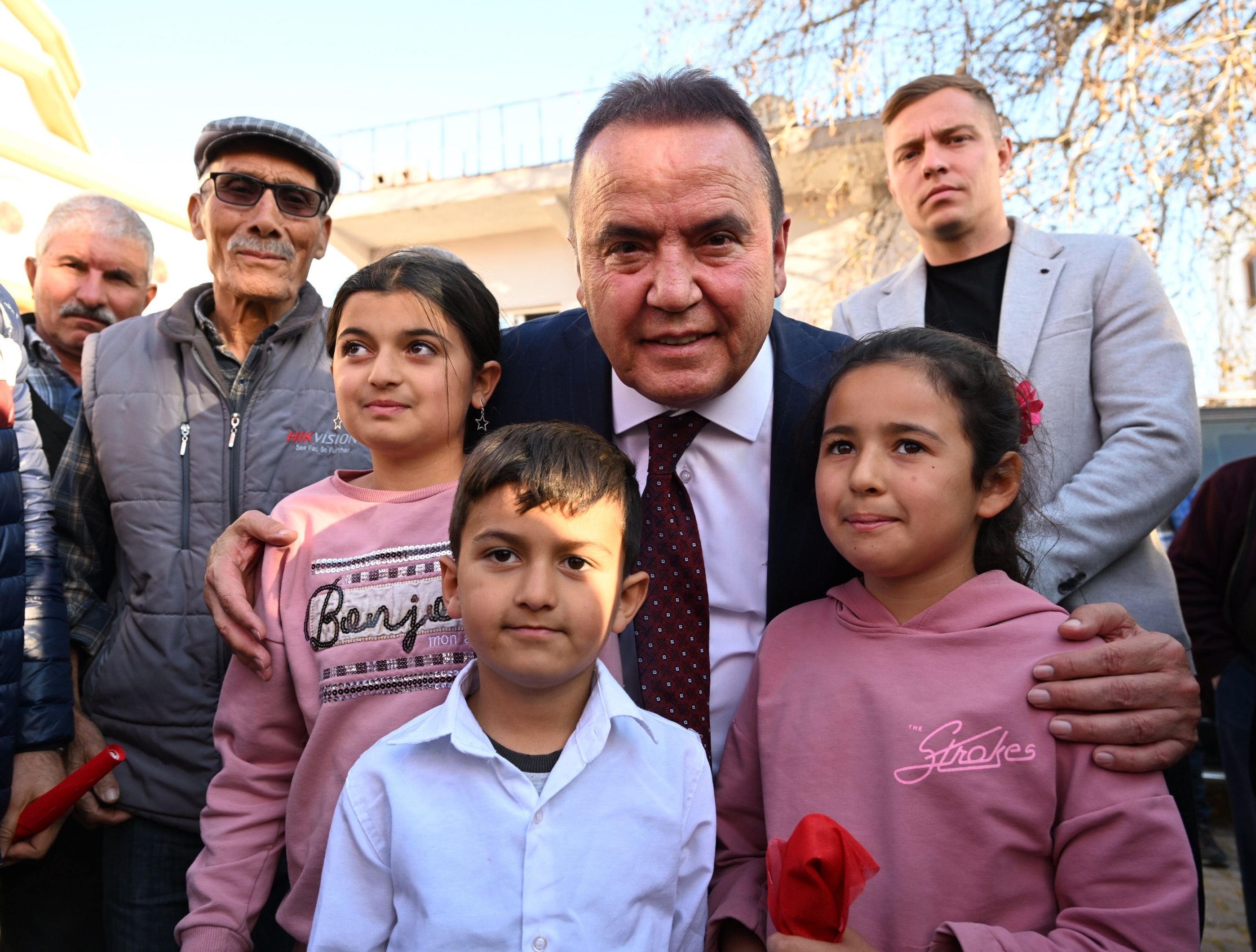 Başkan Böcek, Seriklilerle buluştu