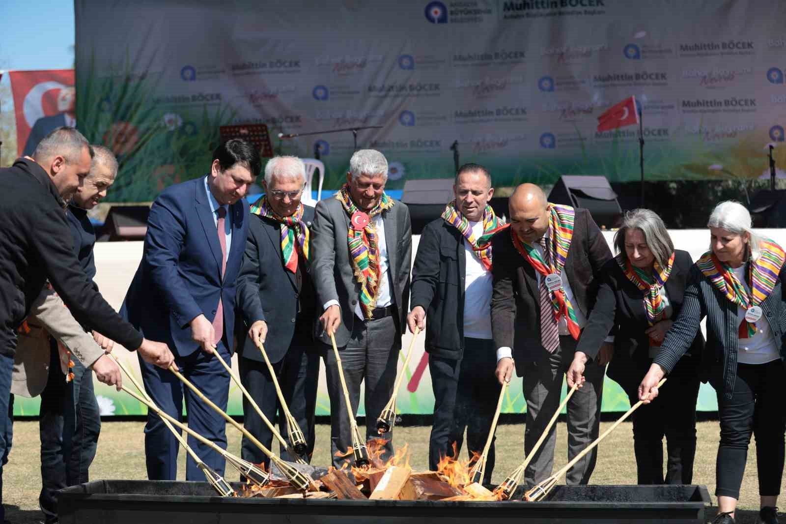 Büyükşehirden coşkulu nevruz kutlaması