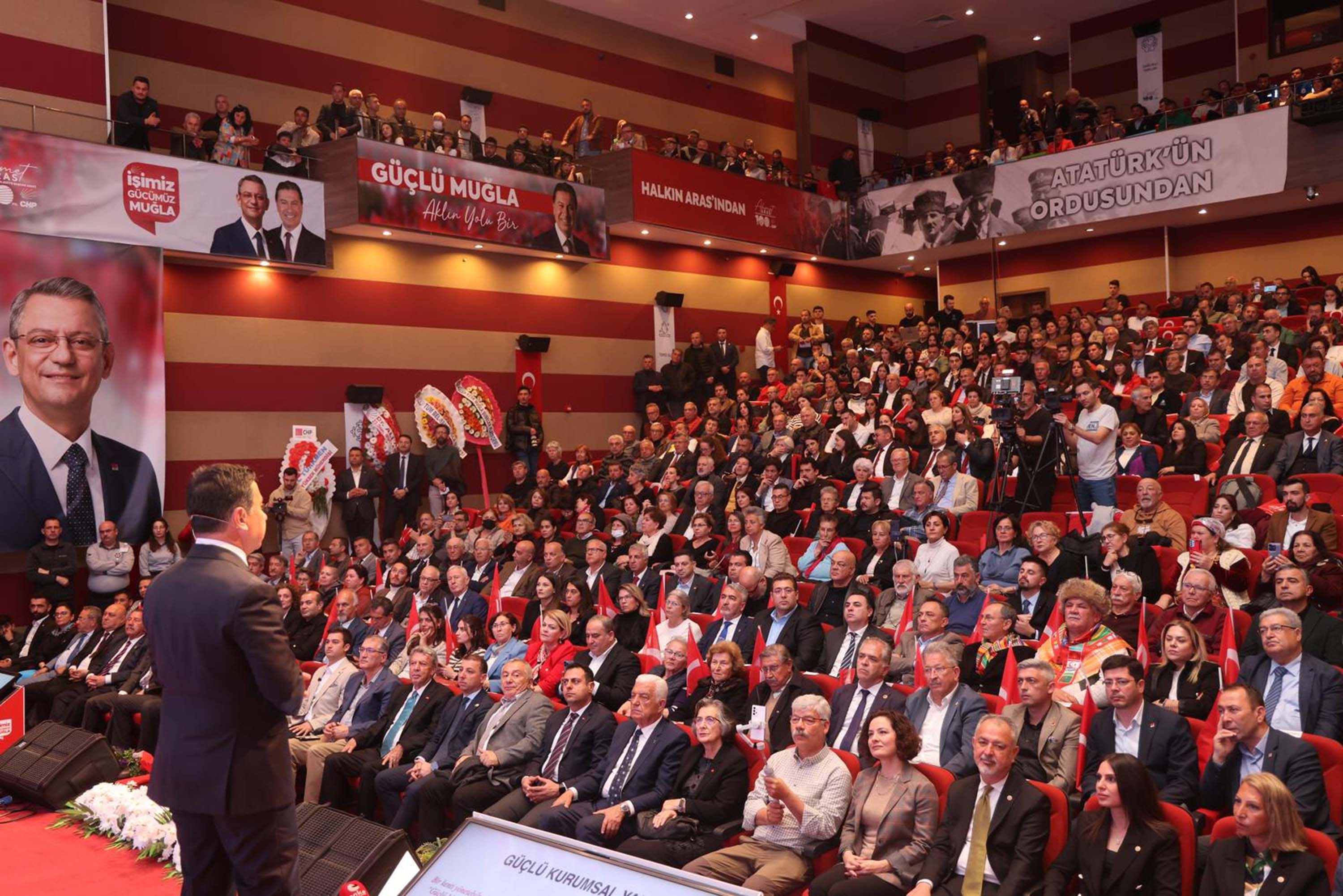 CHP Muğla Büyükşehir Belediye başkan adayı Aras, projelerini tanıttı