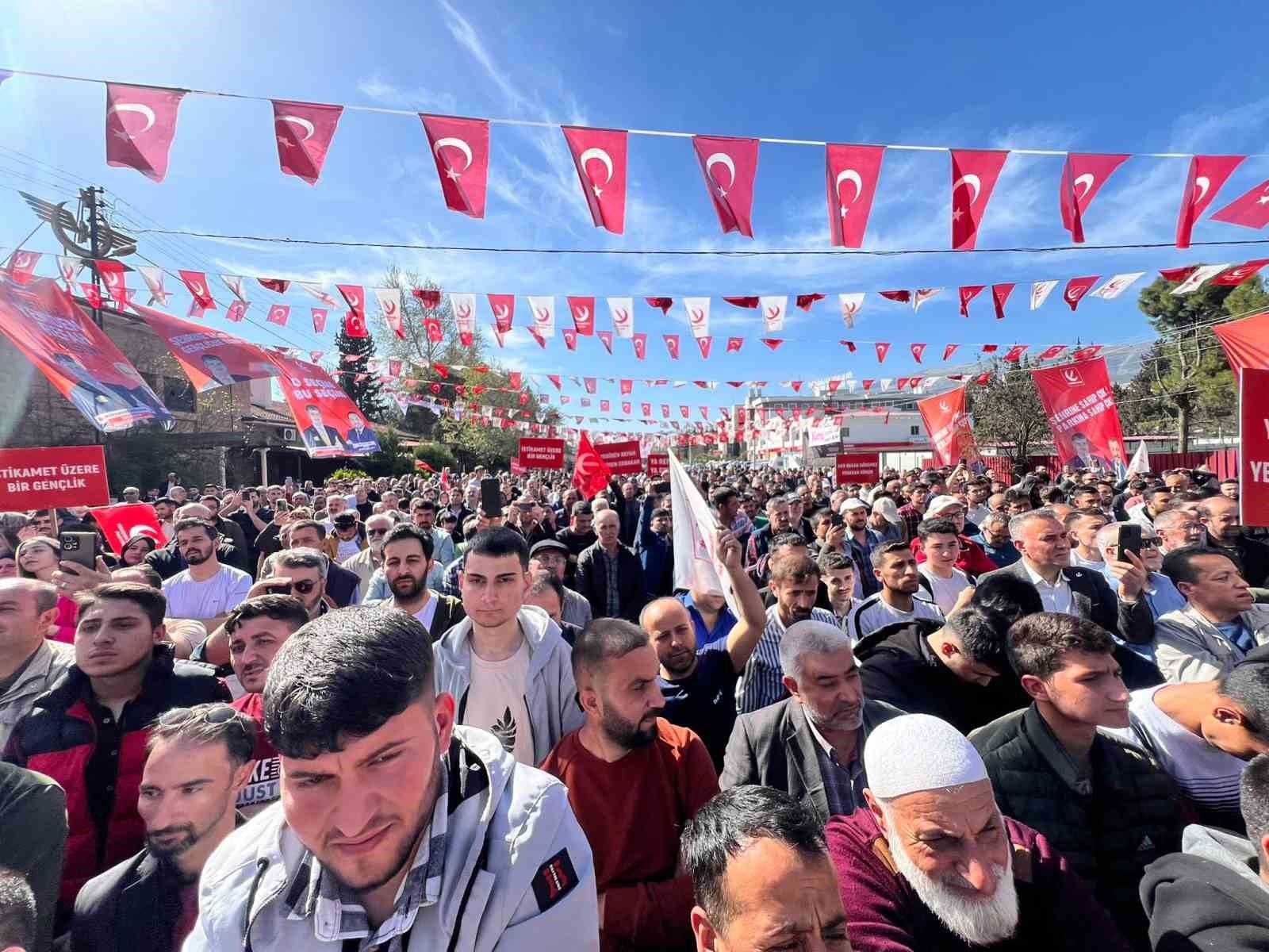 Fatih Erbakan: "31 Mart'ta sandıklar patlayacak milli görüş şahlanacak"