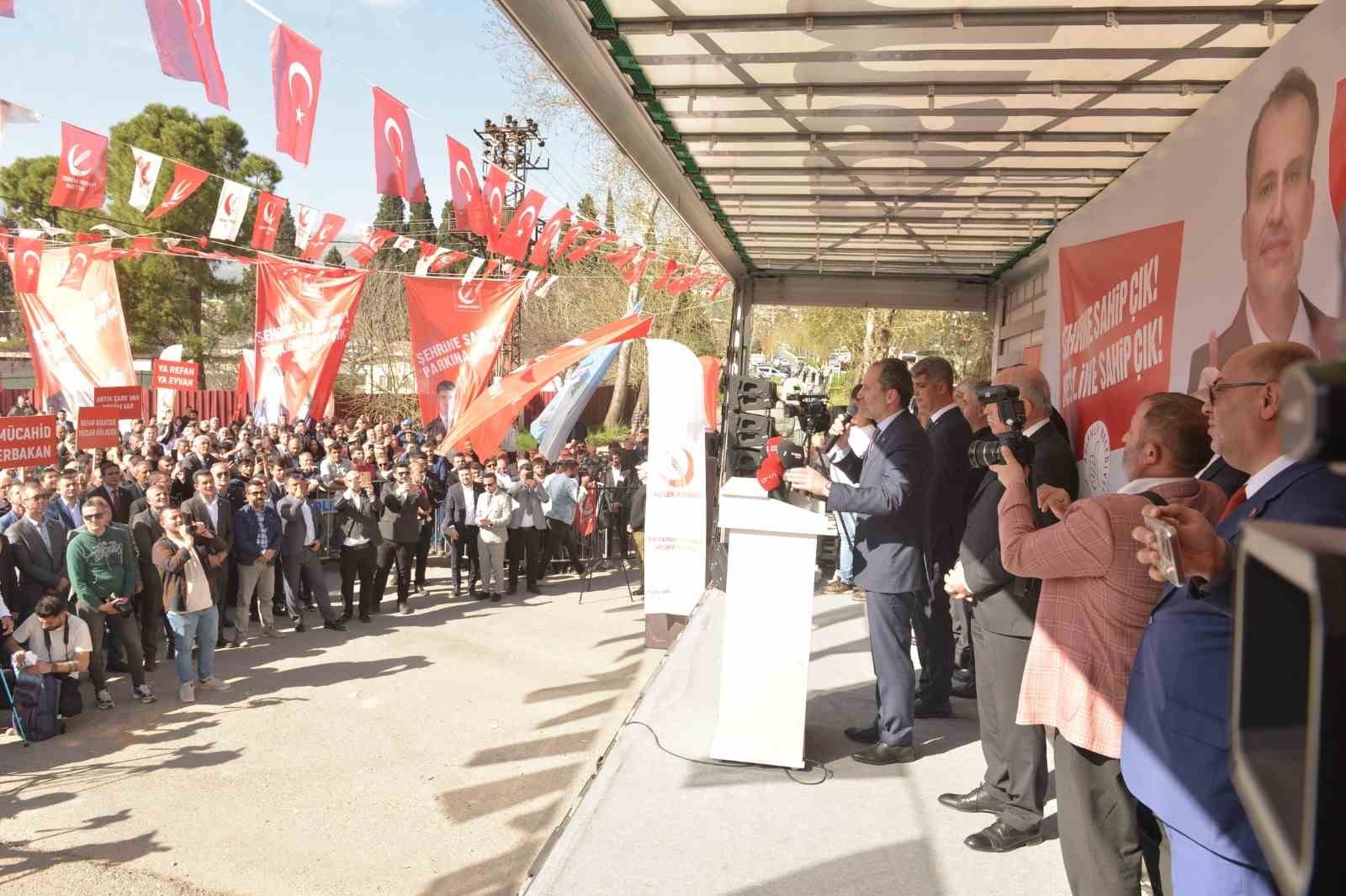Fatih Erbakan: "31 Mart'ta sandıklar patlayacak milli görüş şahlanacak"