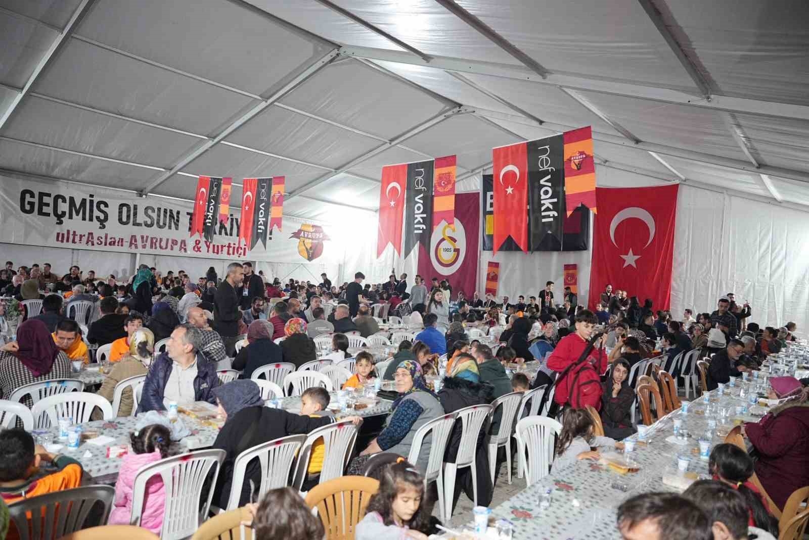 Galatasaray Yönetimi Kahramanmaraş'ta iftarda bir araya geldi