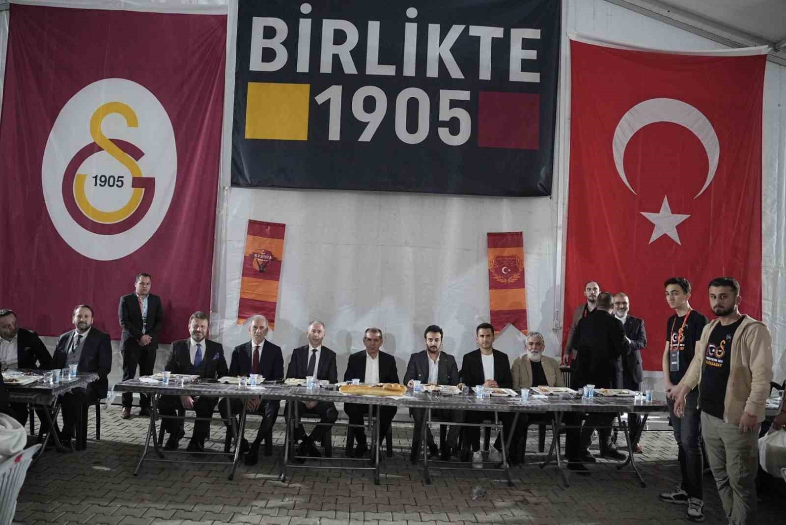 Galatasaray Yönetimi Kahramanmaraş'ta iftarda bir araya geldi
