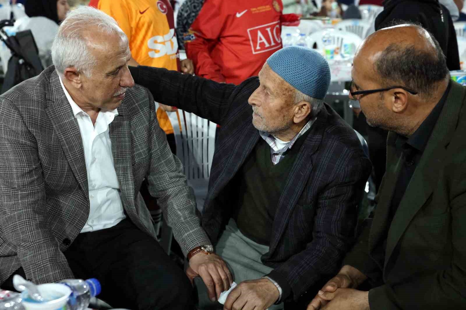 Gültak: "Akdeniz'de elde ettiğimiz huzur, barış ve kardeşlik iklimini koruyacağız"