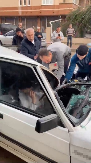 Kumluca'da hortum zarar verdi