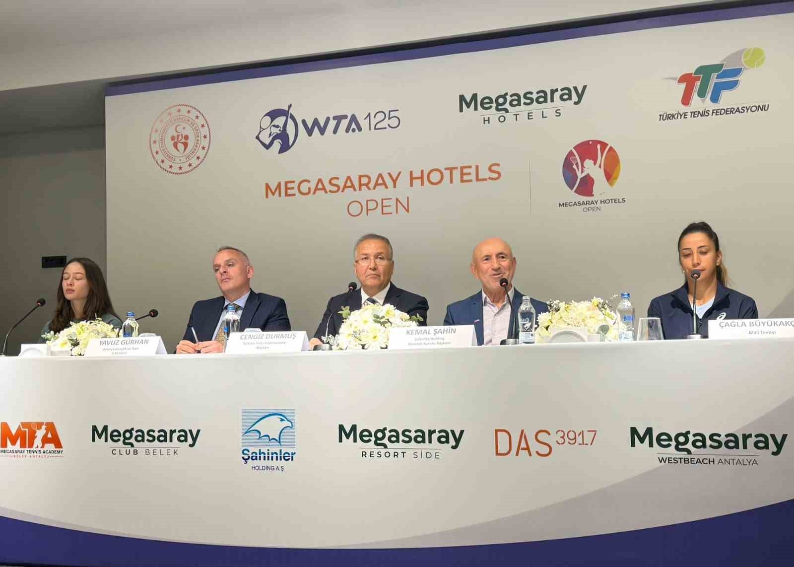 Megasaray Hotels Open Tenis Turnuvası'nın basın toplantısı gerçekleştirildi