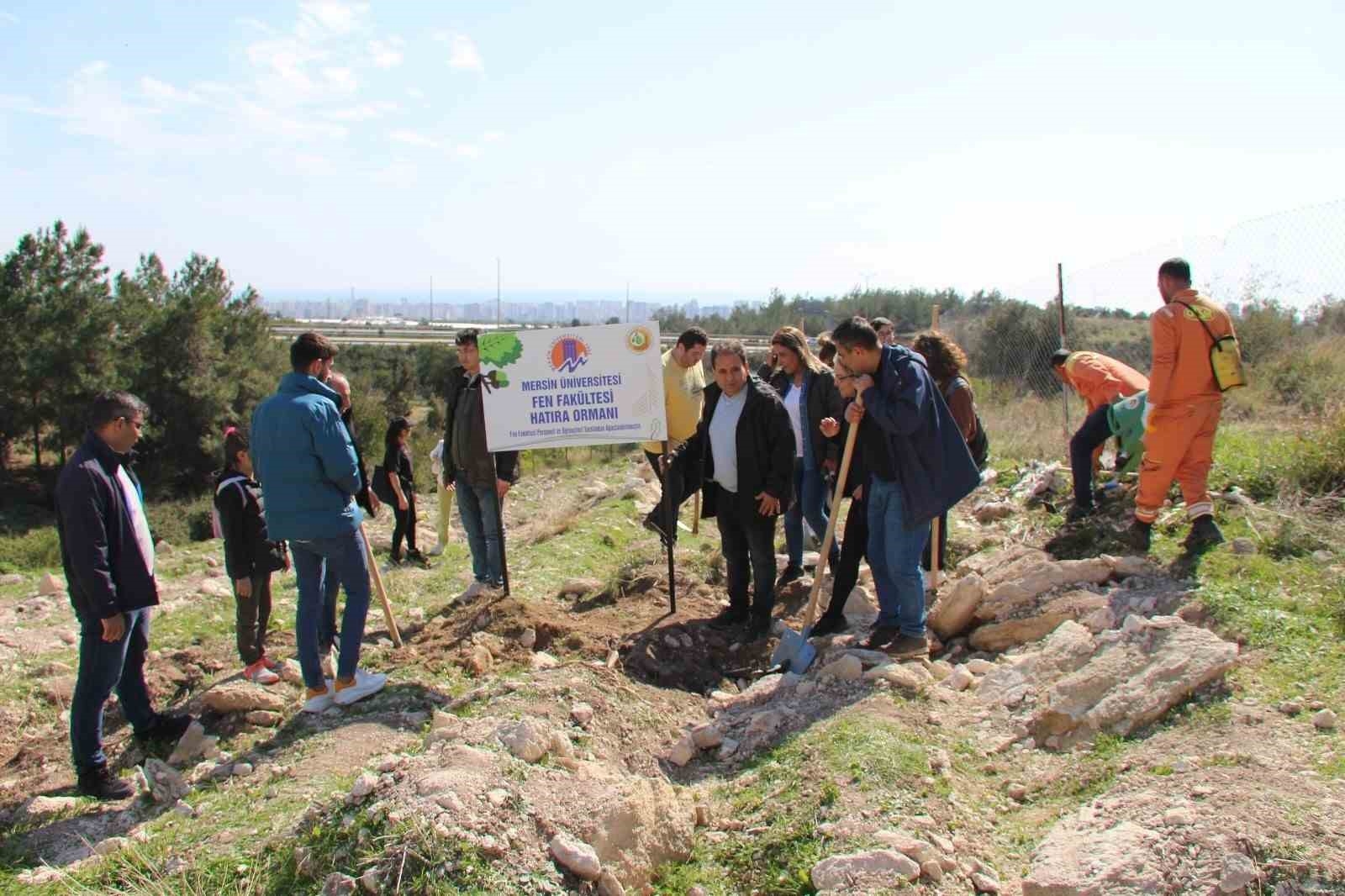 MEÜ ve Orman Bölge Müdürlüğü iş birliğinde fidanlar toprakla buluşturuldu