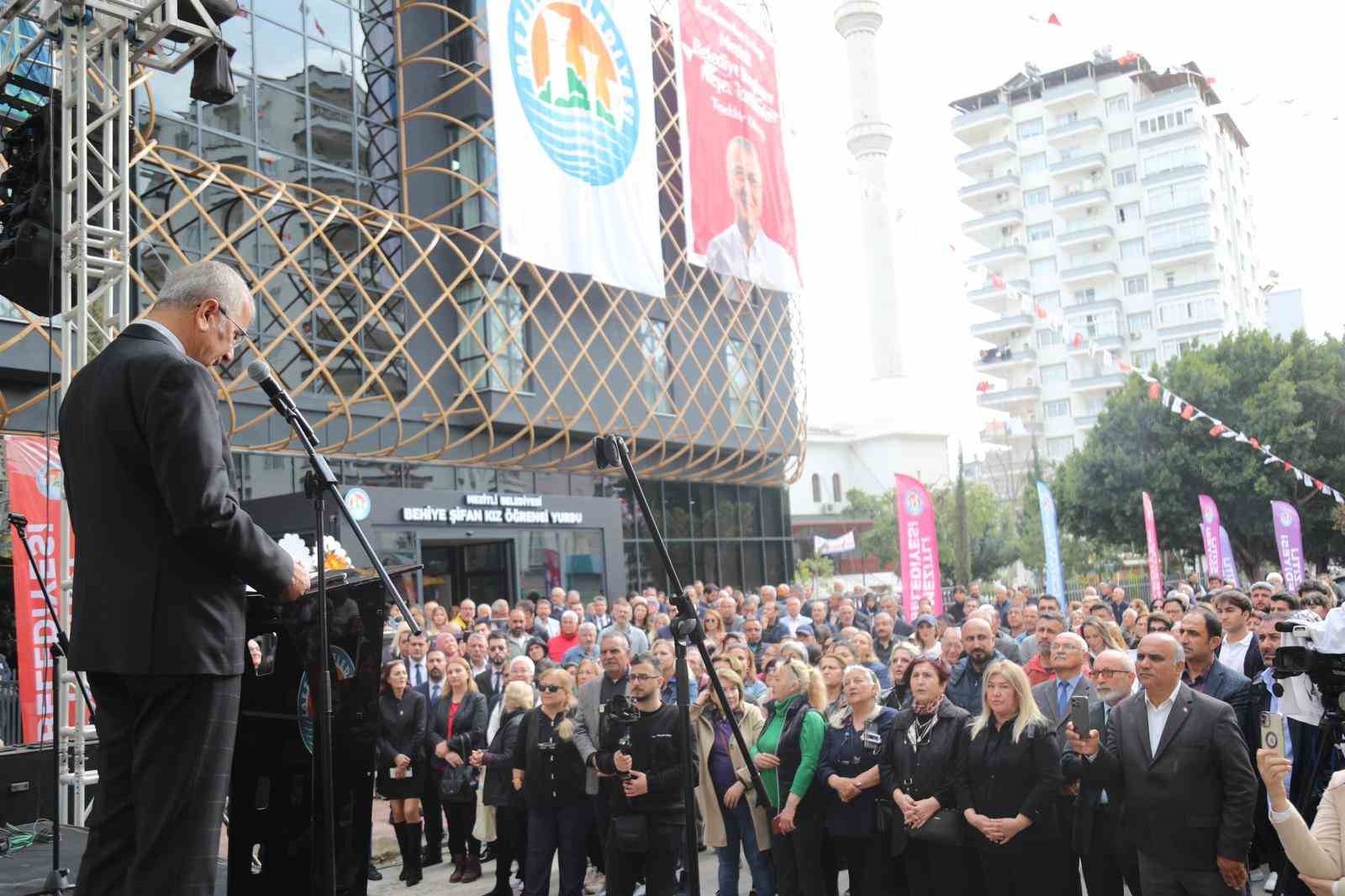 Mezitli'de 306 kapasiteli kız öğrenci yurdu açıldı