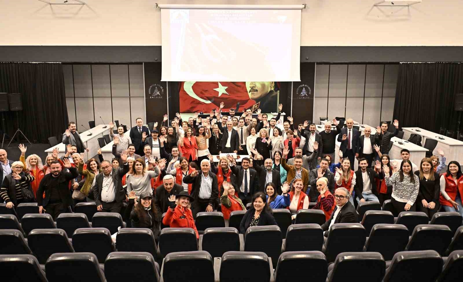 Muratpaşa'da son meclis