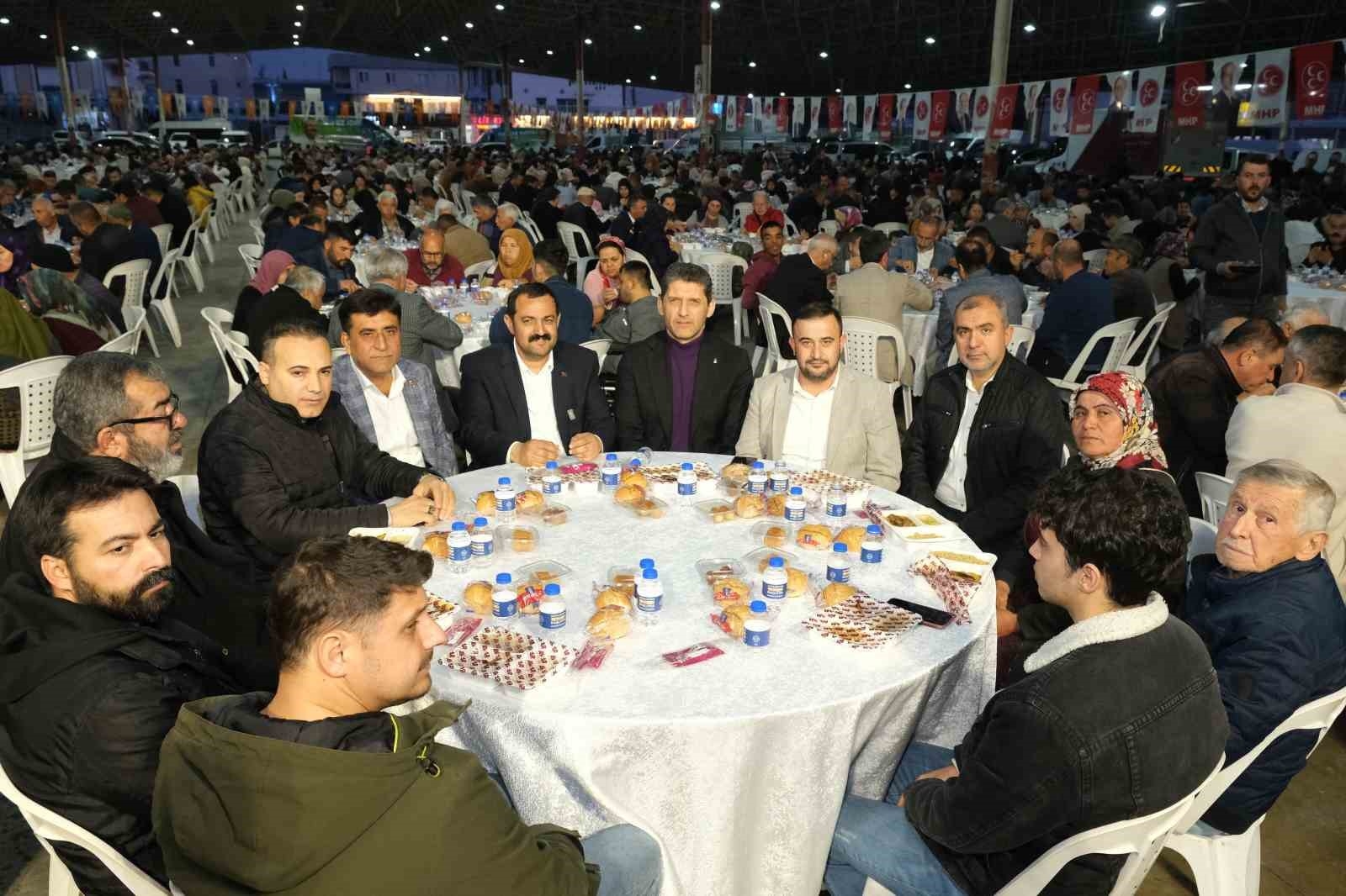Sümer: "Kesme çiçek denildiğinde Altınova akla gelecek"