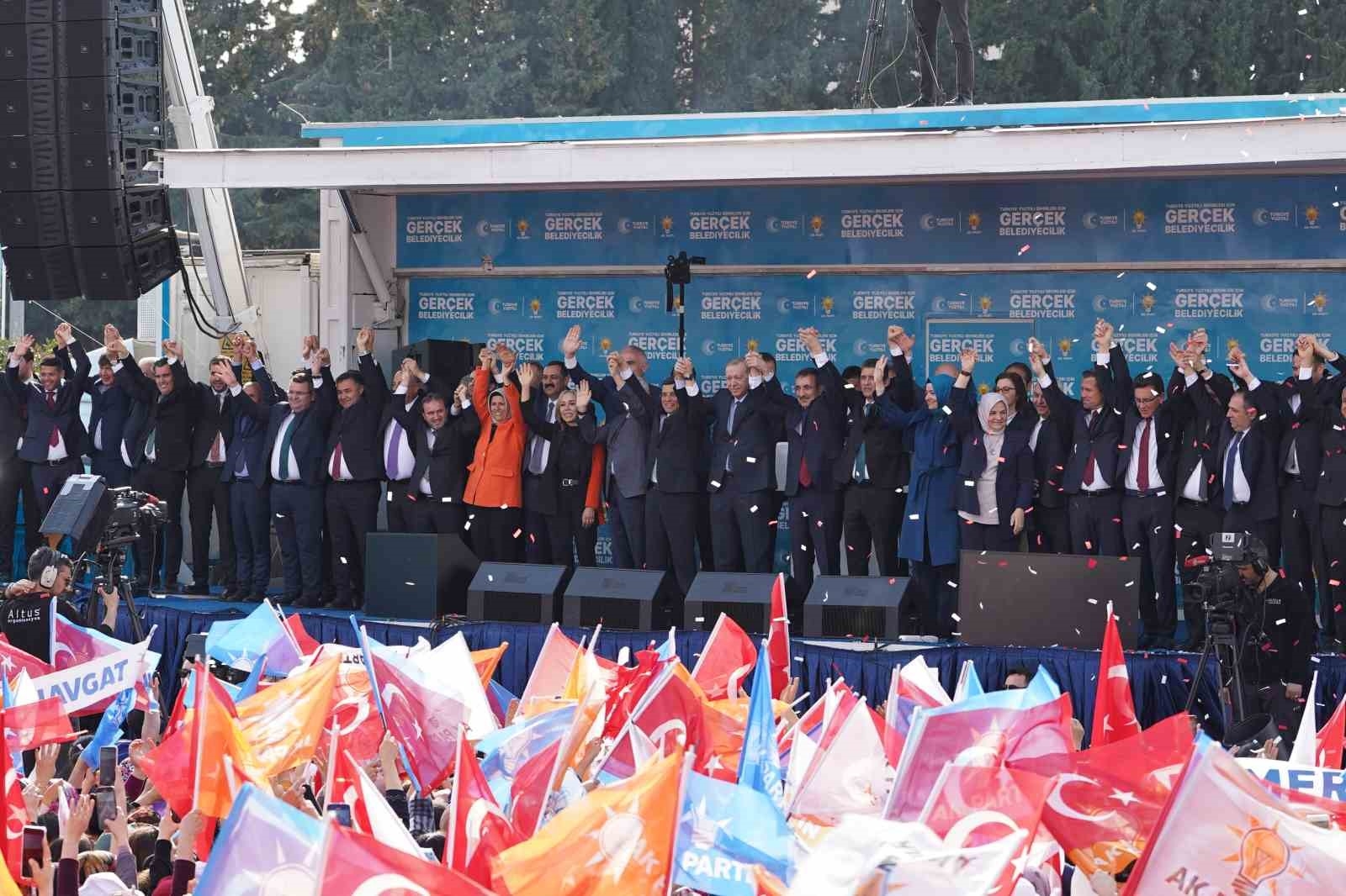 Sümer:" Vatandaşın dertleriyle dertlenmek görevimiz"