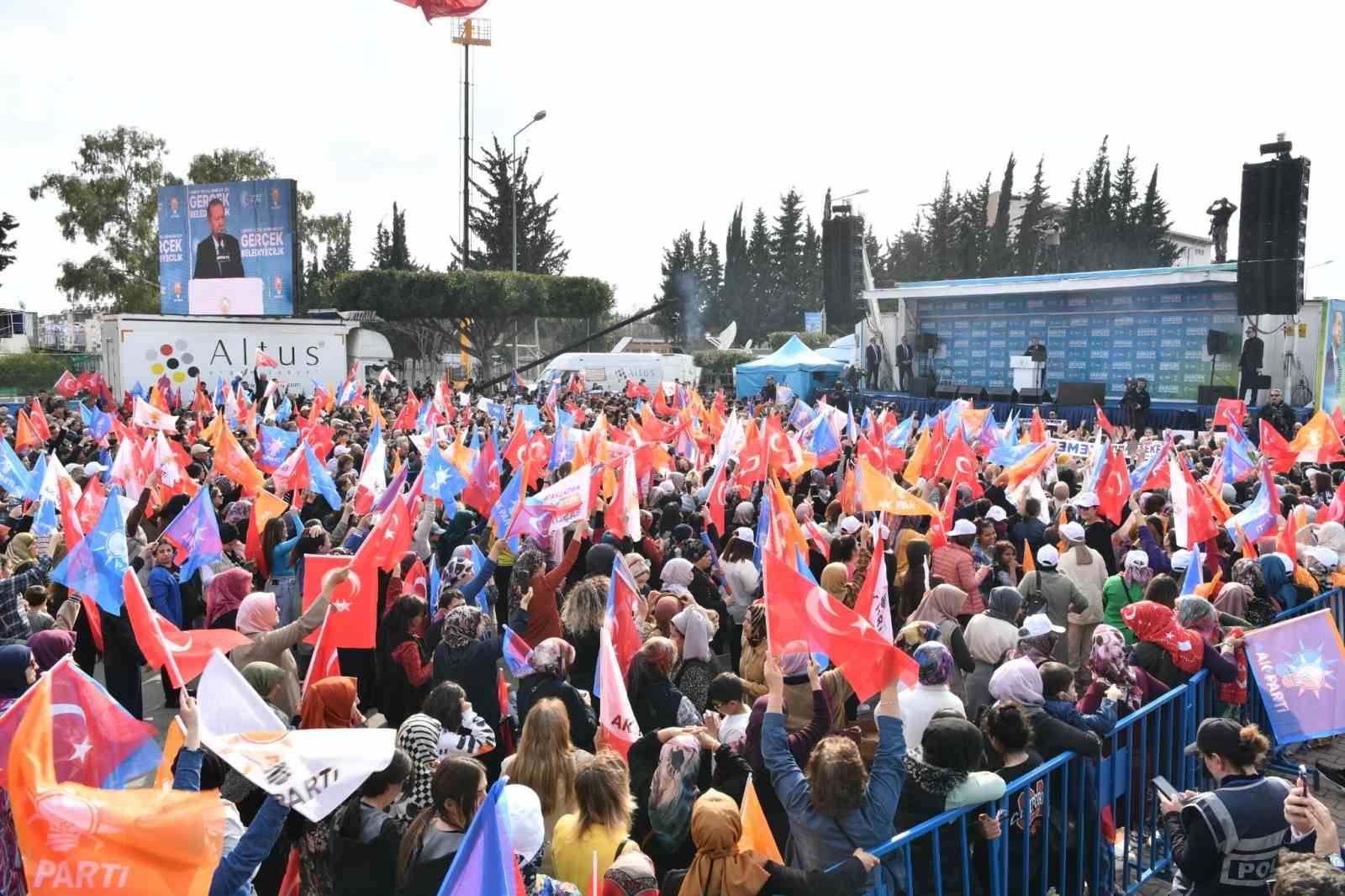 Sümer:" Vatandaşın dertleriyle dertlenmek görevimiz"